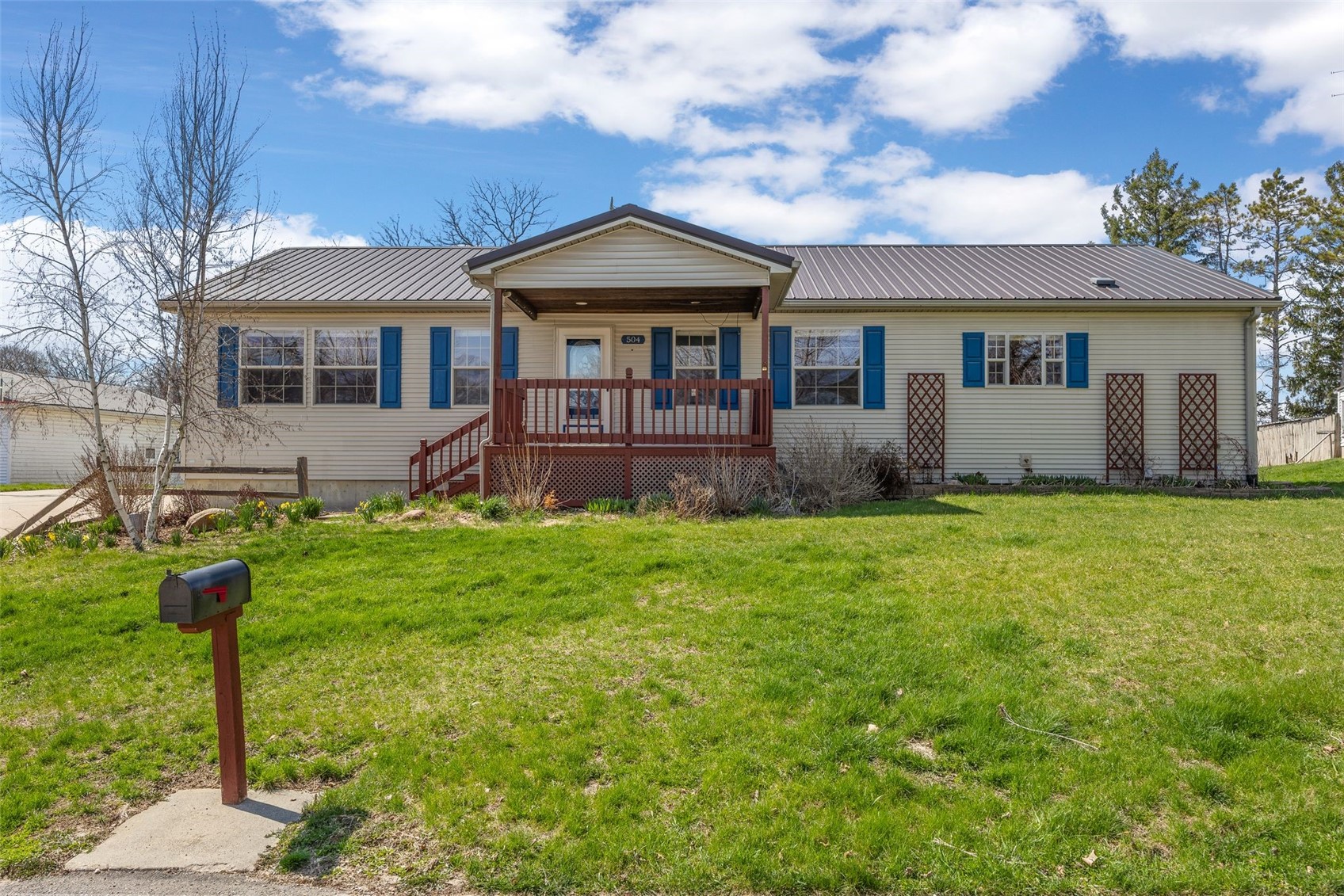 504 S Linn Street