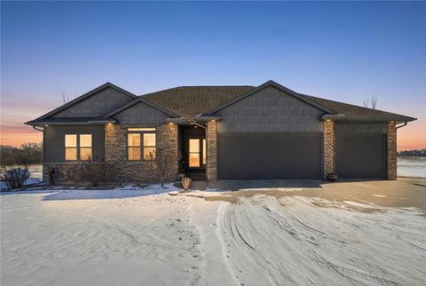 1828 160th Avenue Manchester IA 52057