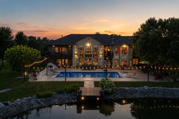 1598 SPARTAN CIR NE, SOLON, IA 52333 - Image e5e9b978e9a3e5aa9b4587a4d7783d41/3545258308