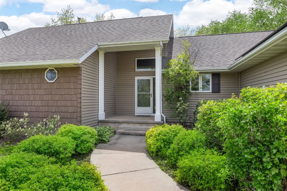 808 Hill Ridge Drive
