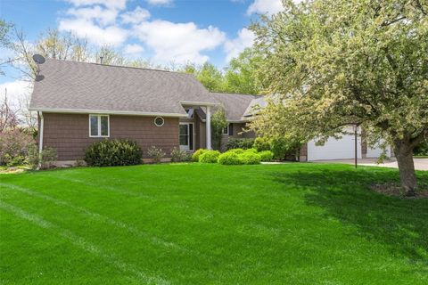 808 Hill Ridge Drive Lisbon IA 52253