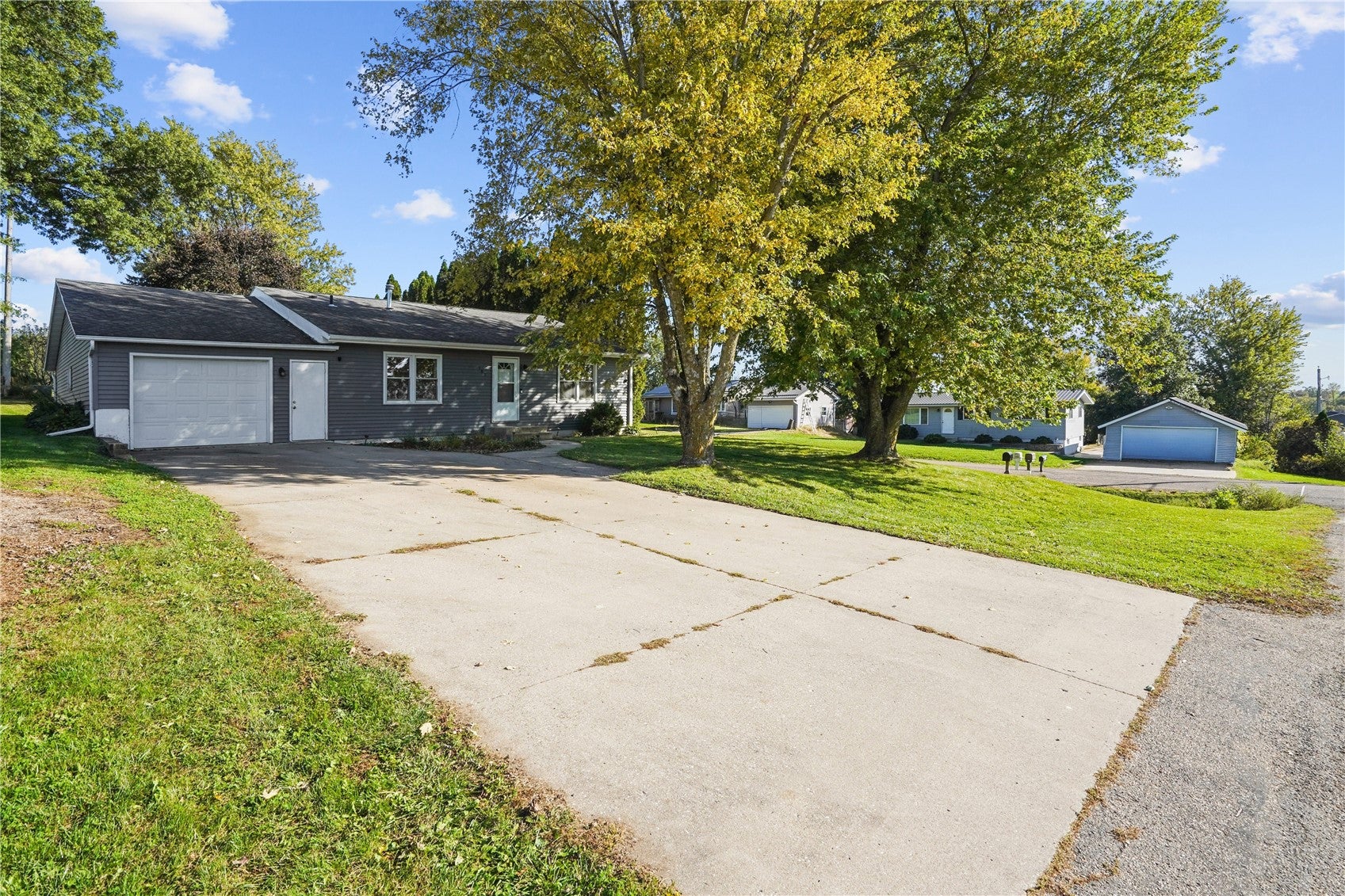 101 Patricia Ct NE
