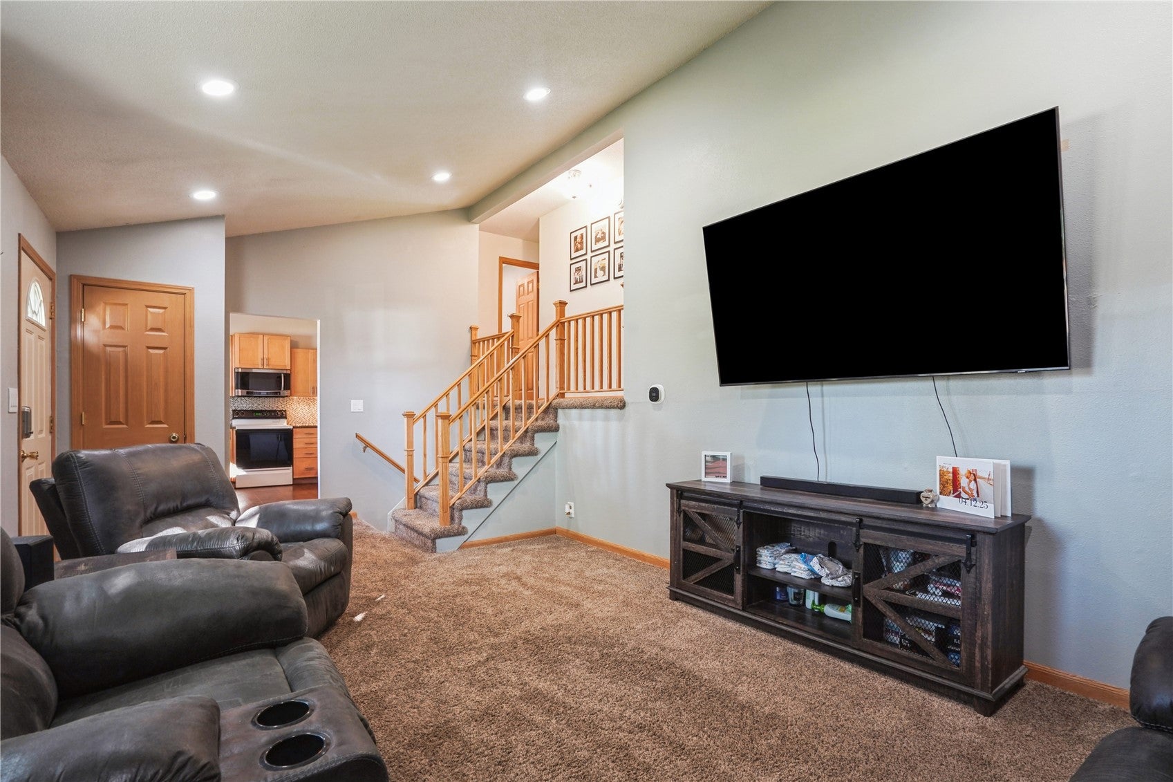 101 Patricia Ct NE