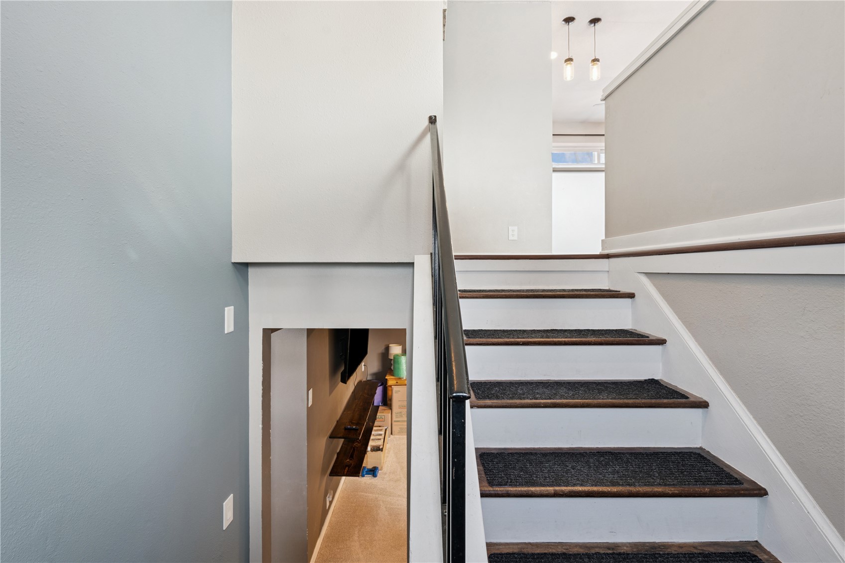 4602 Twin Pine Drive NW