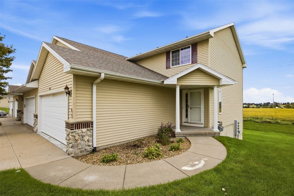 4468 CHURCHILL CT, MARION, IA 52302 - Image e9795caadd2d2746de3bbff264eaf5d4/1407714337