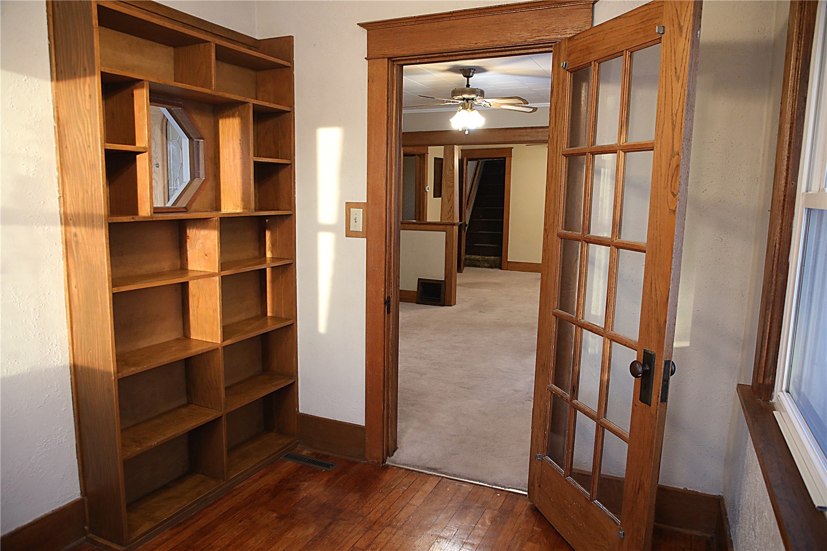 832 Daniels Street NE