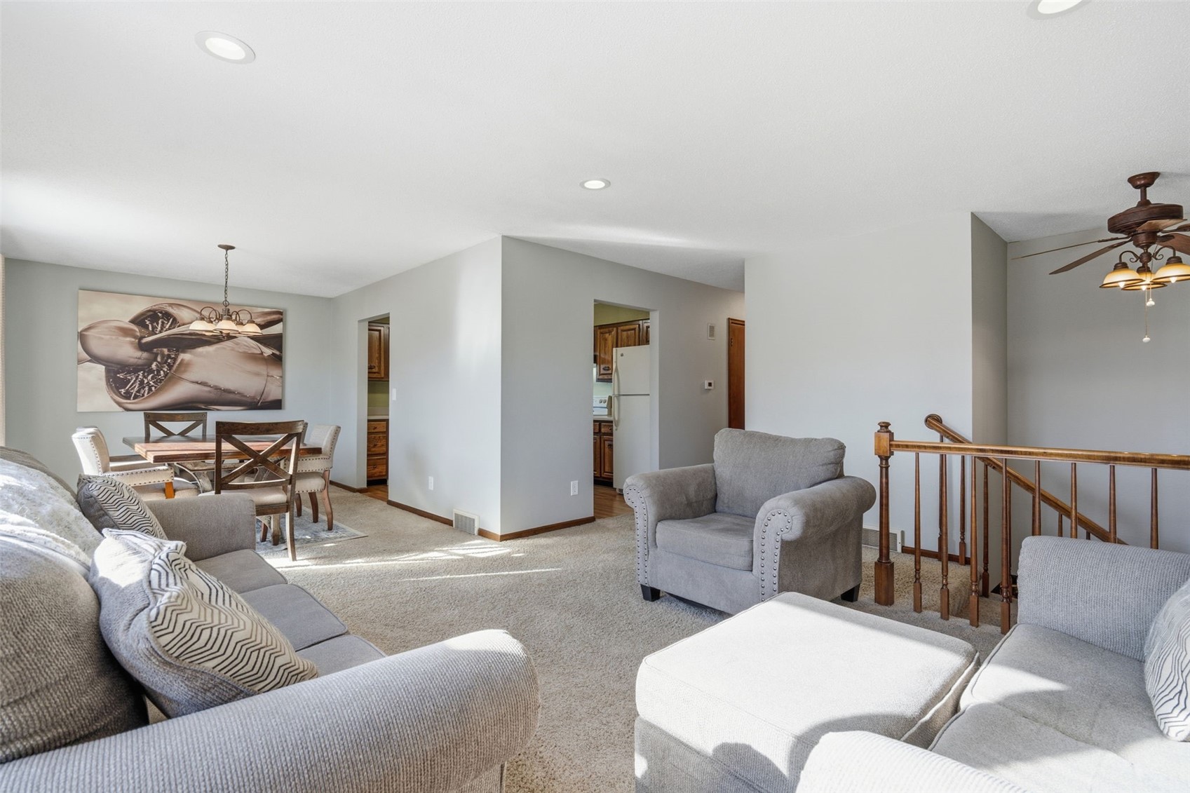 709 Arrowhead Lane NE