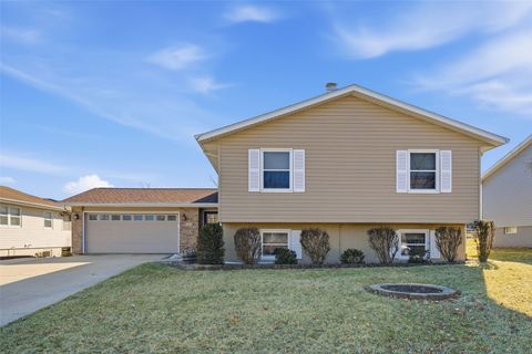 709 Arrowhead Lane NE Cedar Rapids IA 52402