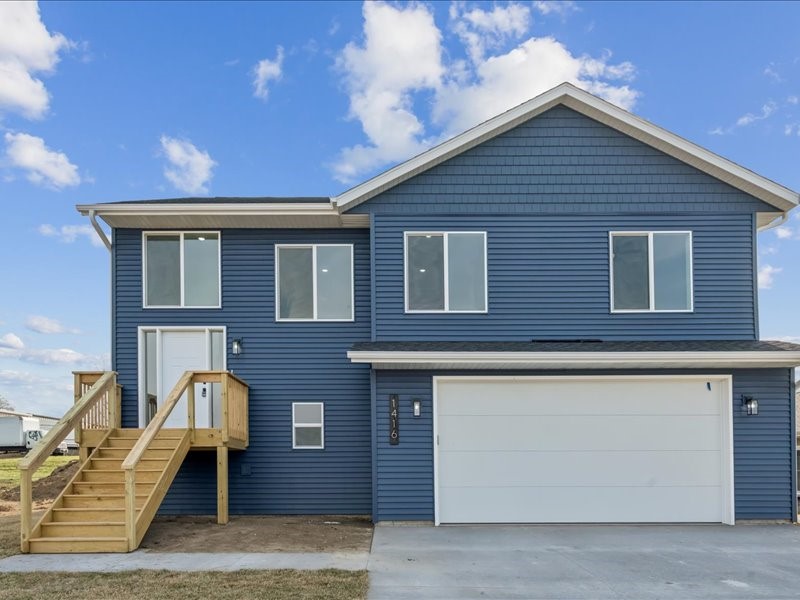 3111 Ginkgo Lane