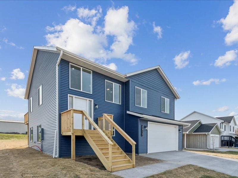 3111 Ginkgo Lane