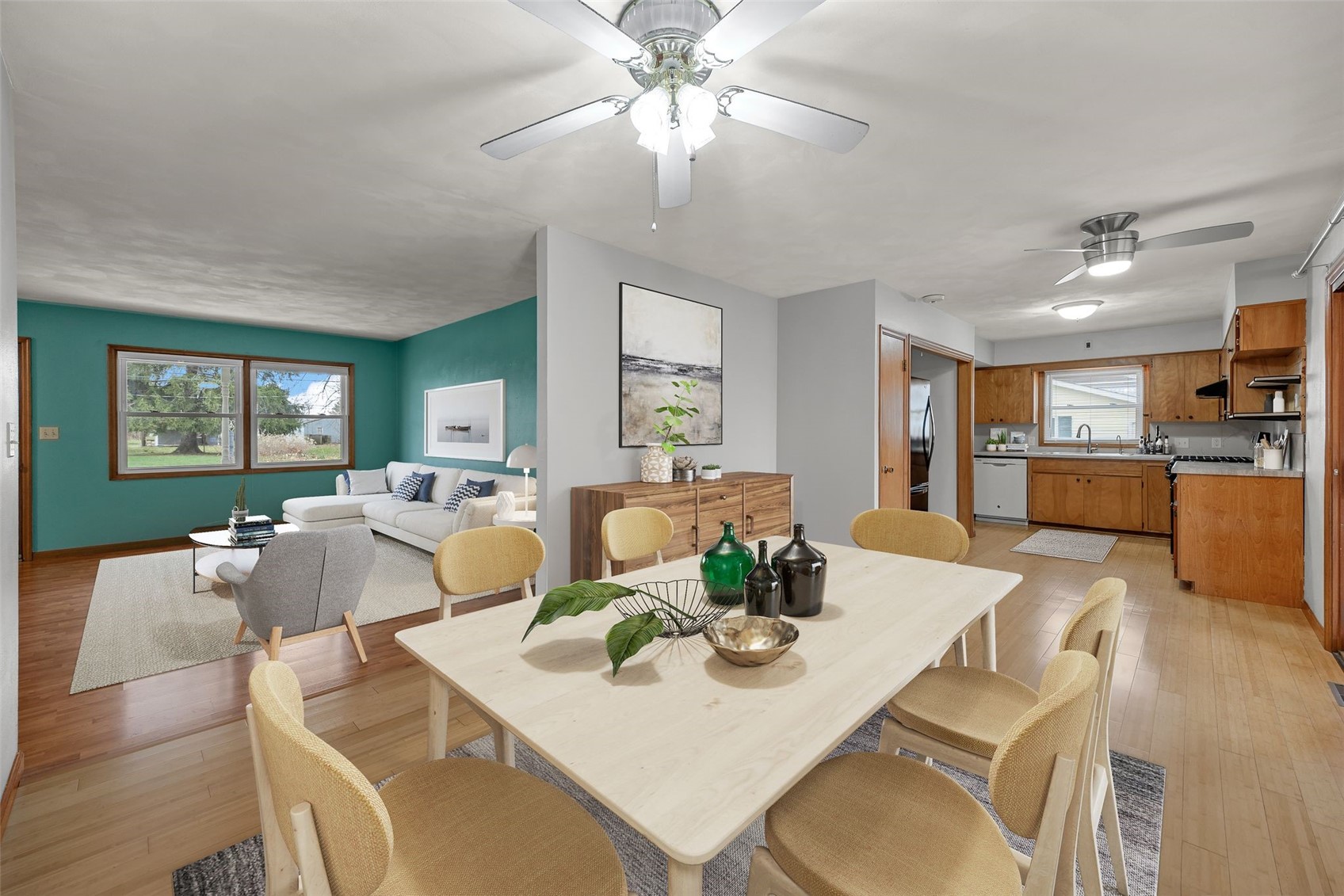 807 N College Avenue