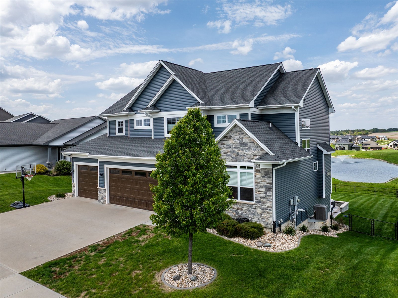 1350 E Tartan Drive