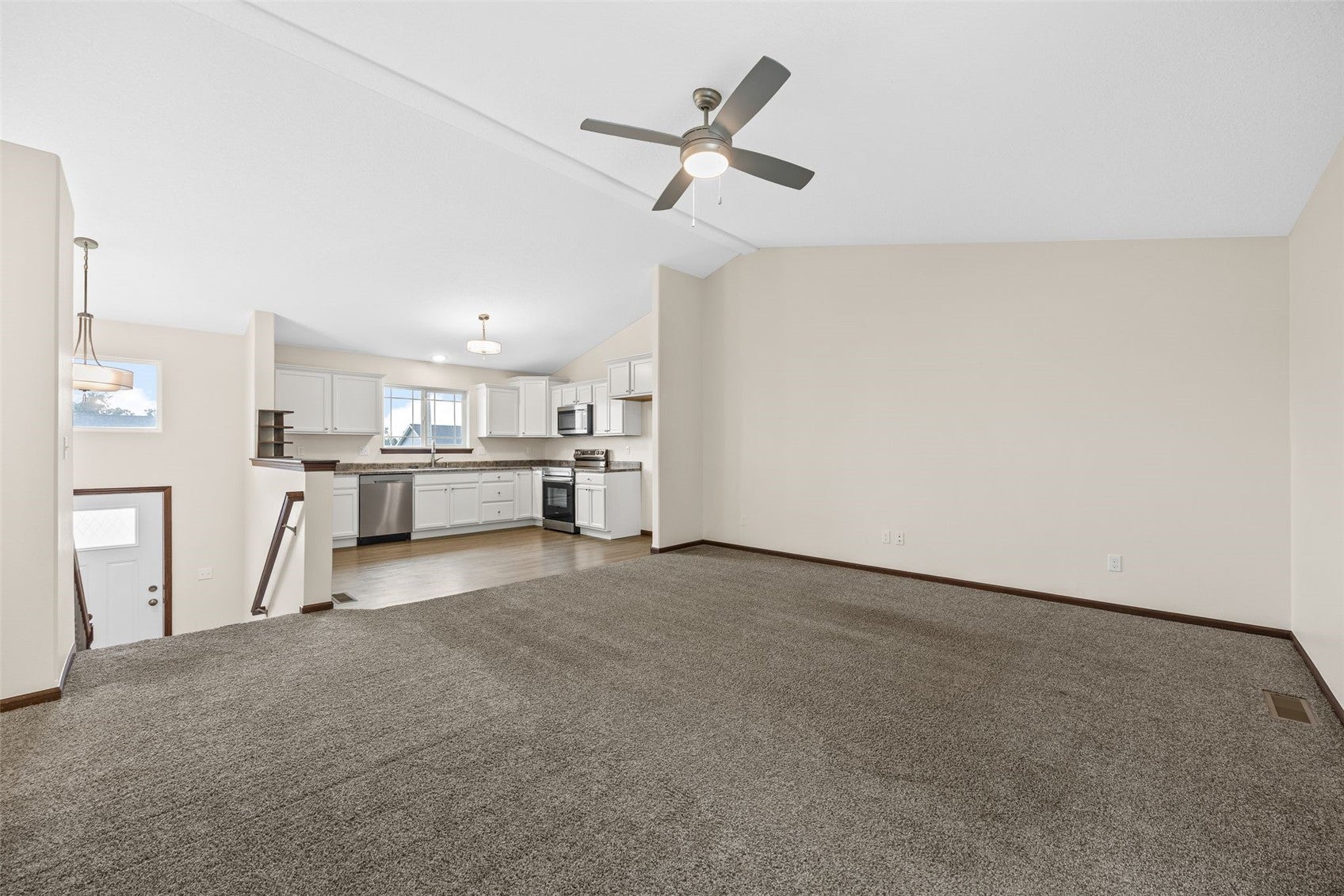 2012 SW Holly Meadow Avenue
