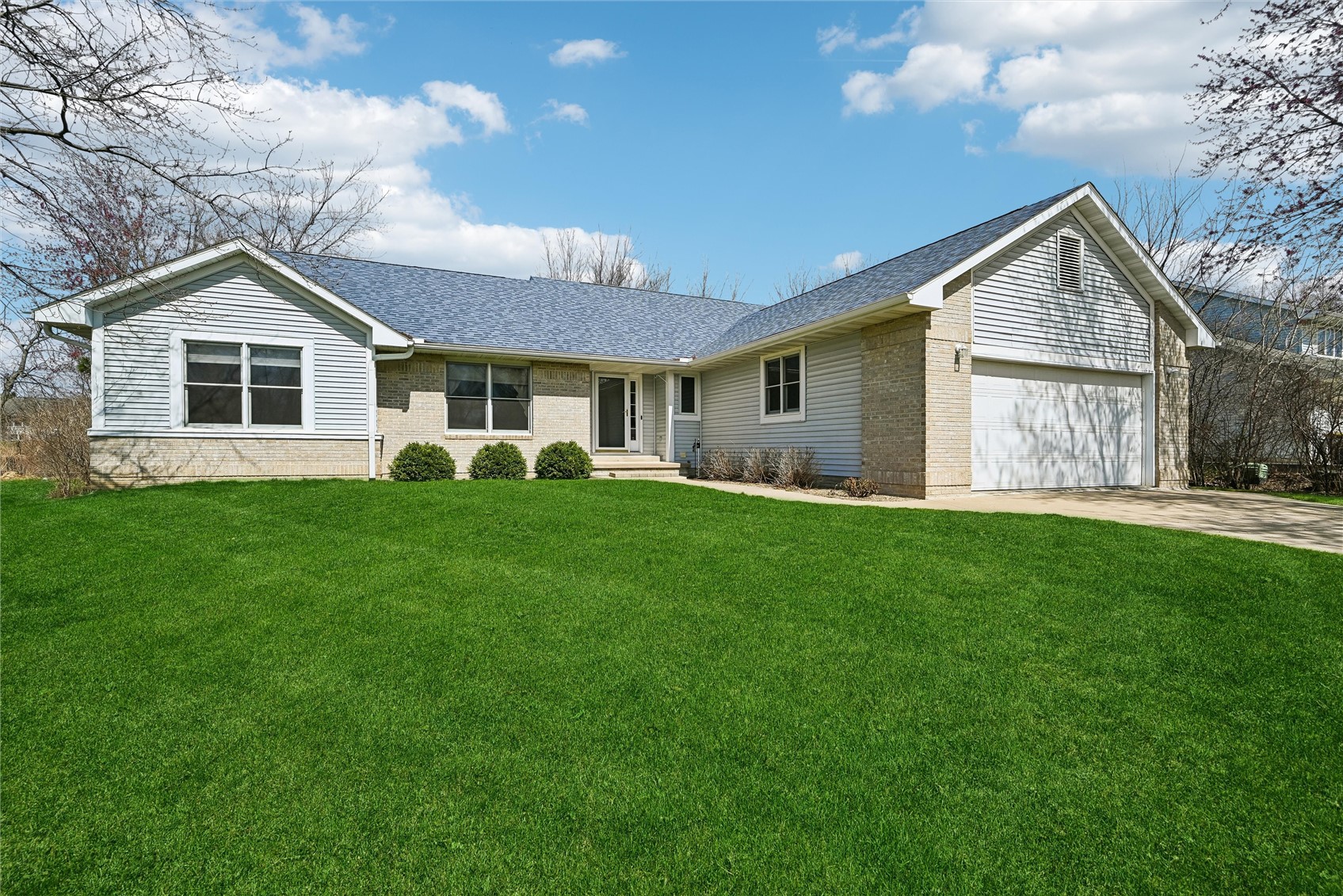 2060 Litchfield Drive