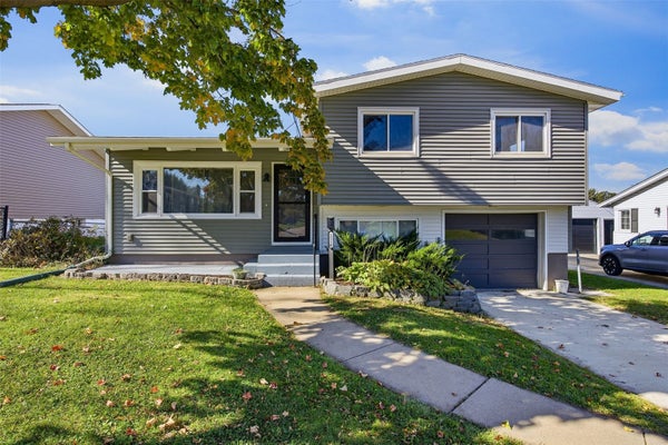 1510 27TH ST, MARION, IA 52302 - Image edefaf9a53174b861cdfd14aefb1b1d1/1441239429