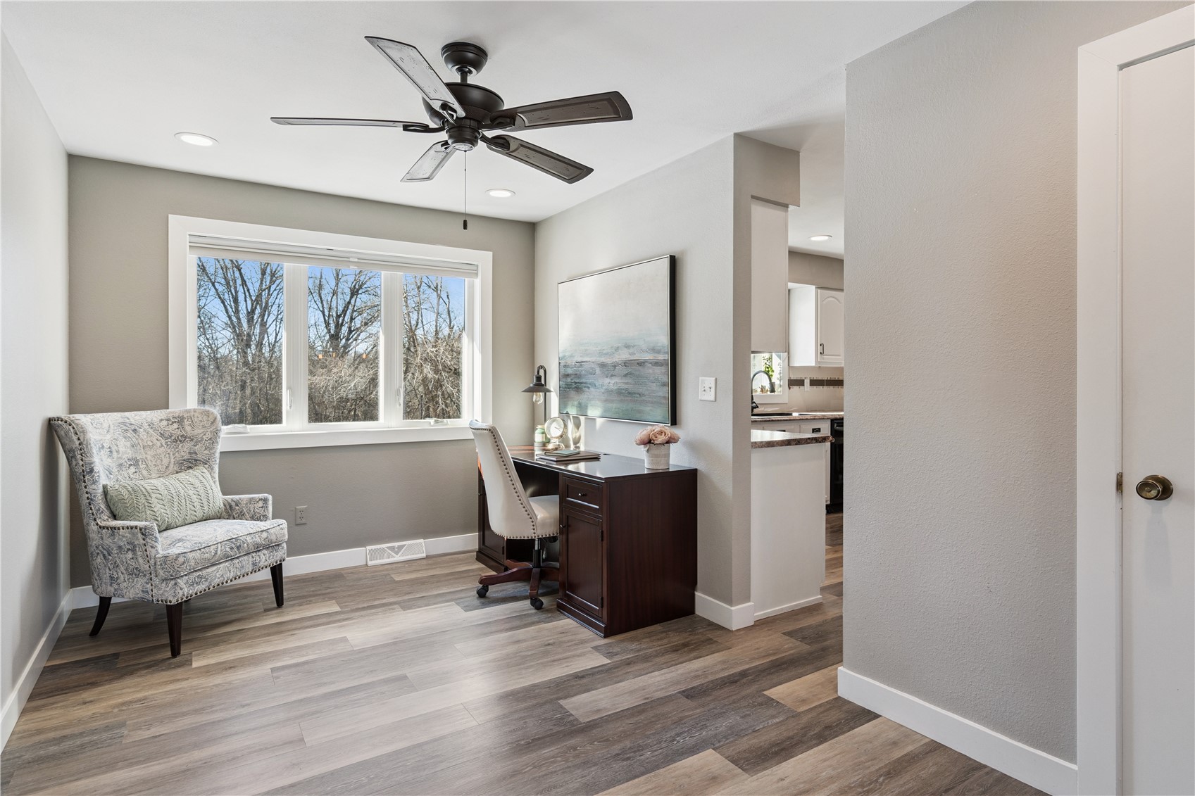 1596 Sunrise Drive NE