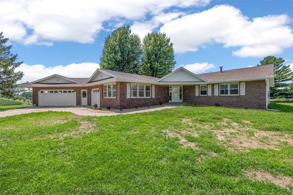 9941 FOREST CHAPEL RD, ANAMOSA, IA 52205 - Image efced23e7a43bdb9cf99191aaeb28b07/1045205139