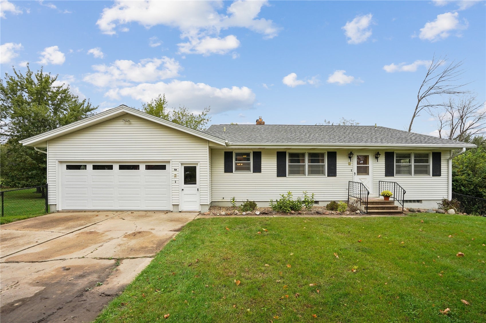 1030 Rolling Glen Drive