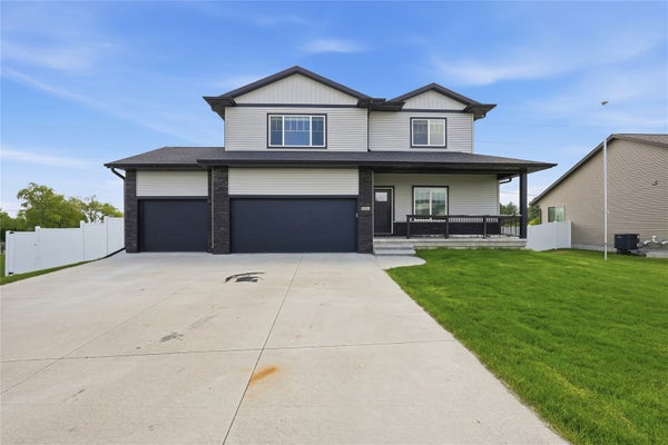 903 CARL CT, SOLON, IA 52333 - Image f2f08245875e9bf10cf7ddc1aa5c64df/3711110926