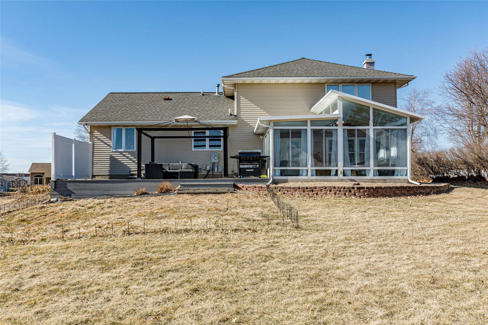 3905 Shady Oak Drive