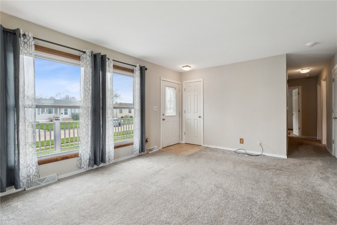 1056 Eisenhower Rd