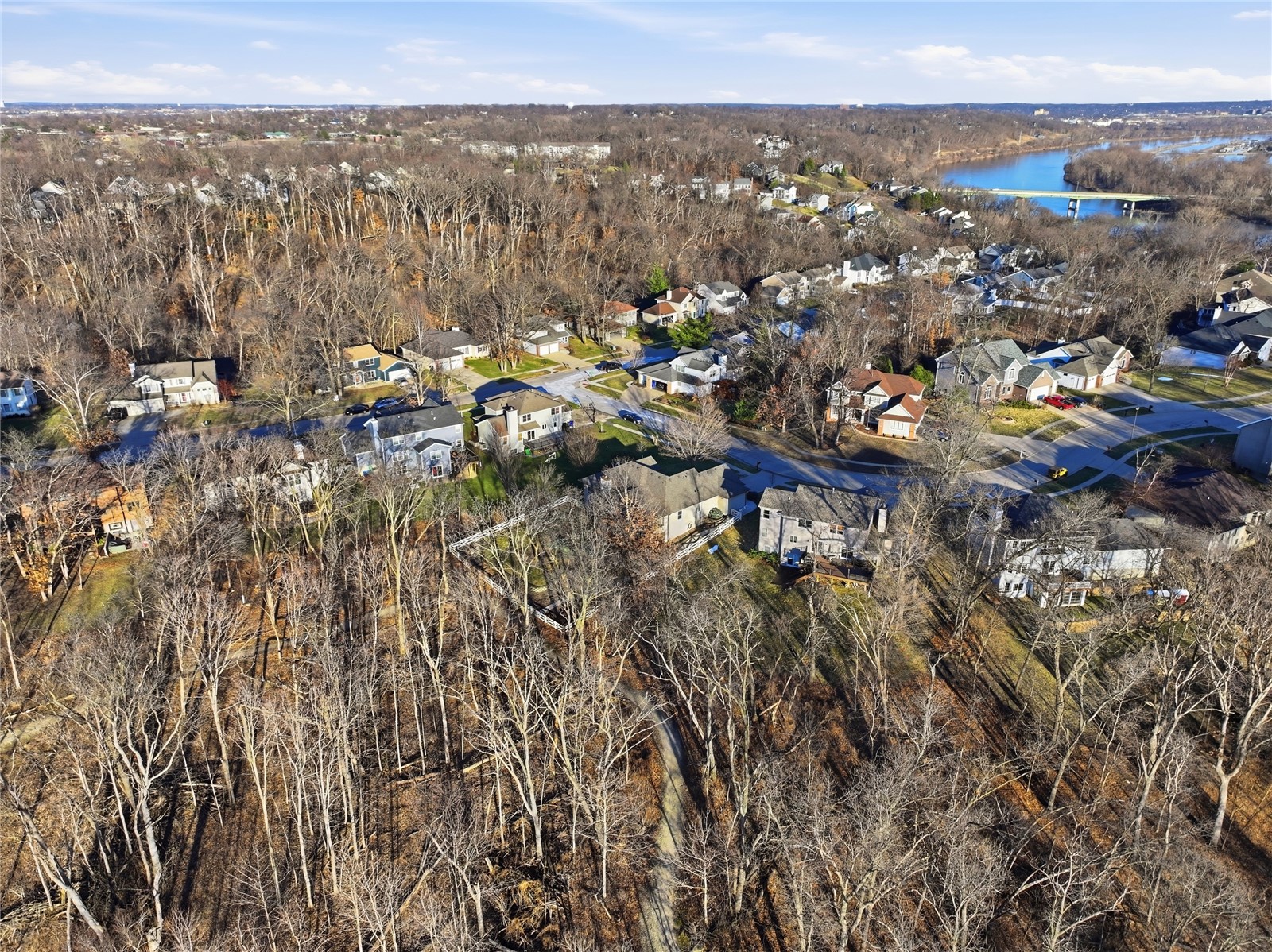 3427 Riverbend Drive NE