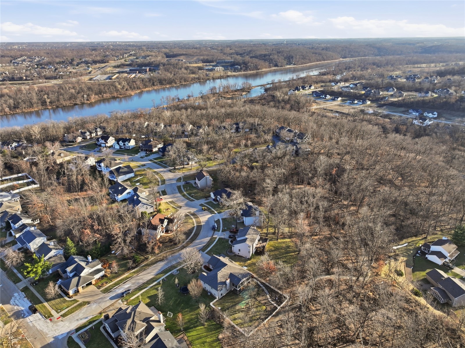 3427 Riverbend Drive NE