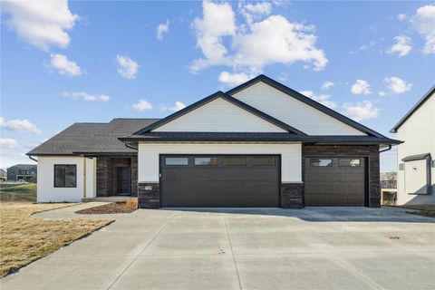 715 Cedar Bend Drive Solon IA 52333