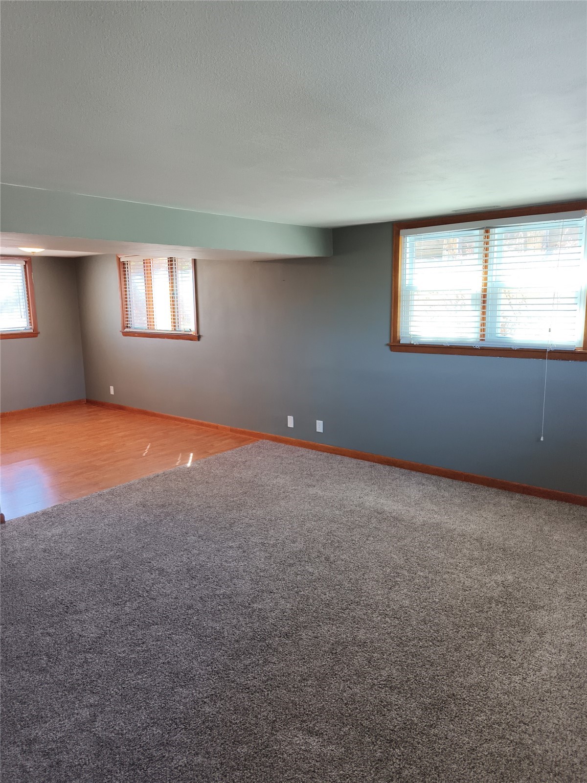 3614 Terrace Hill Drive NE