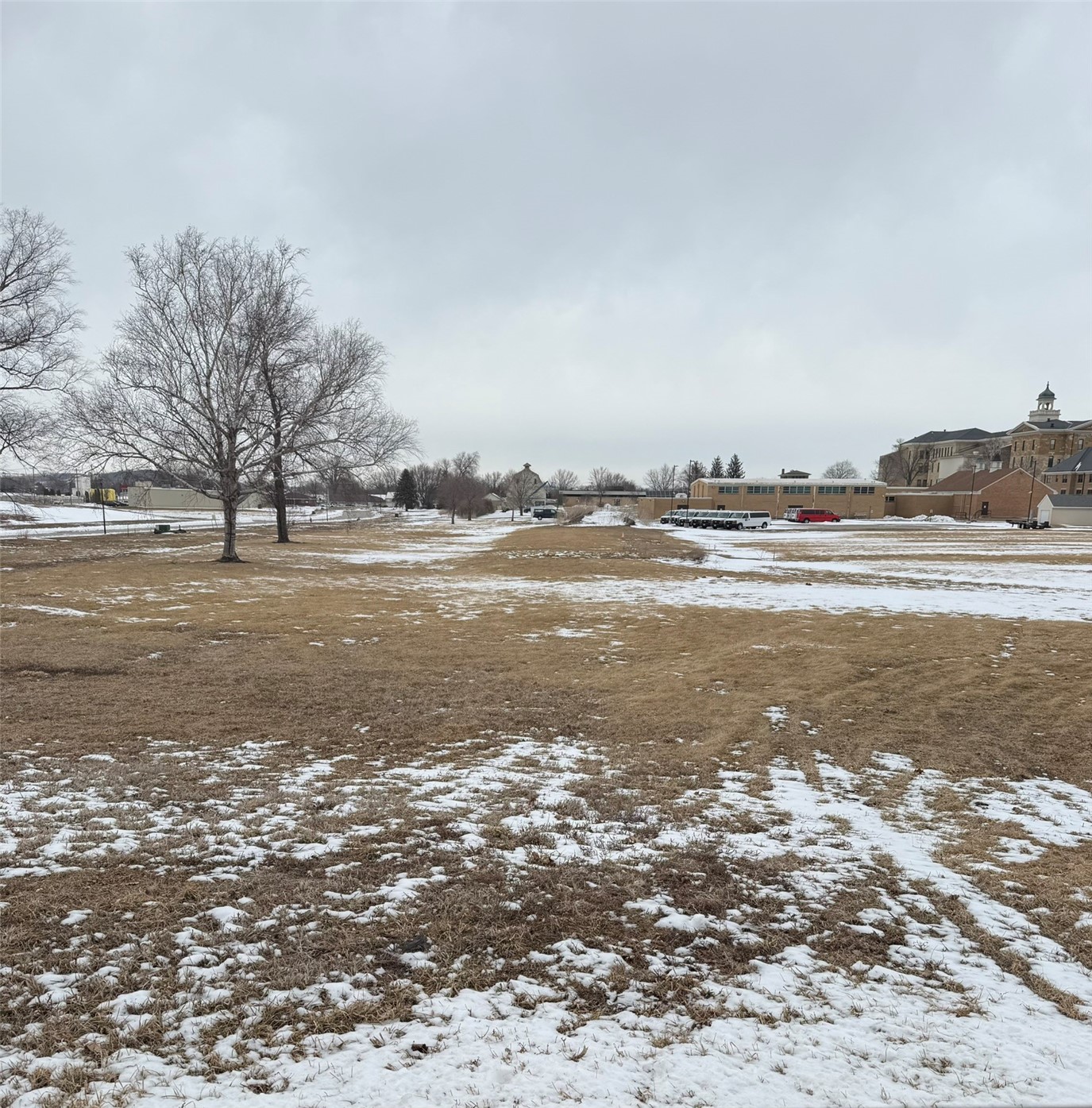 Photo 1 of 1 — 1005 W 13th Street, Vinton, IA 52349