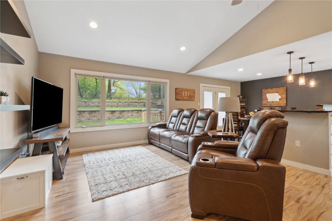 3620 Coppermill NE