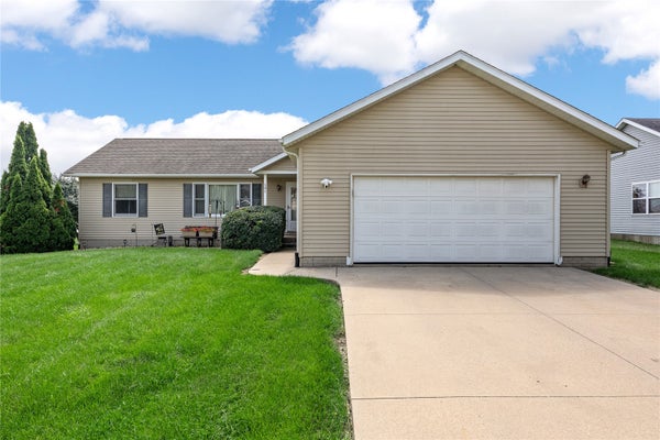 101 BEAR CREEK CT, PALO, IA 52324 - Image fdb62fffbb9f42b2ddb6ddecf7db514c/727473468