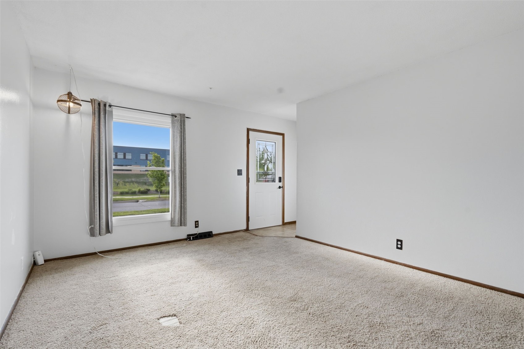 208 Atwood Drive SW