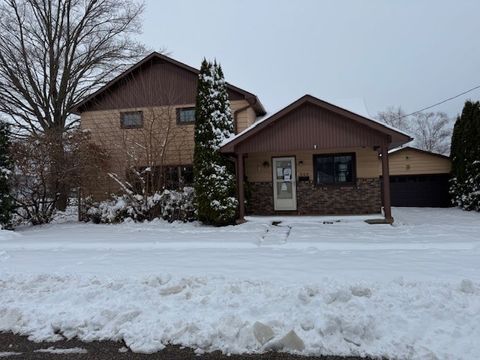 520 High Street Arlington IA 50606