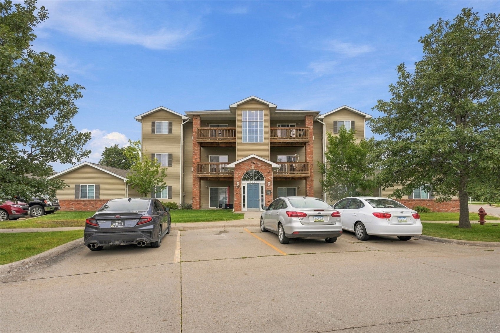 2665 Triple Crown Lane 2