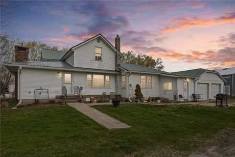 1317 68th Street Keystone IA 52249