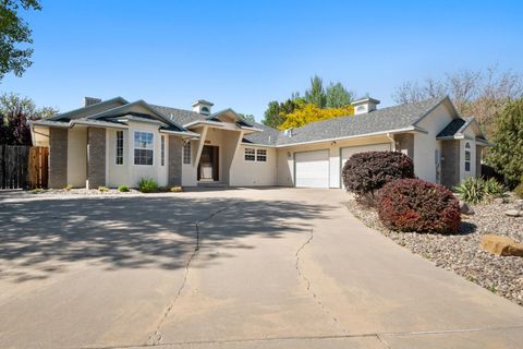 Photo of 2660 Hemlock Court, Grand Junction, CO 81506 (MLS # 20262046)