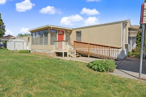 Photo of 105 E 8th Street #14, Palisade, CO 81526 (MLS # 20261779)