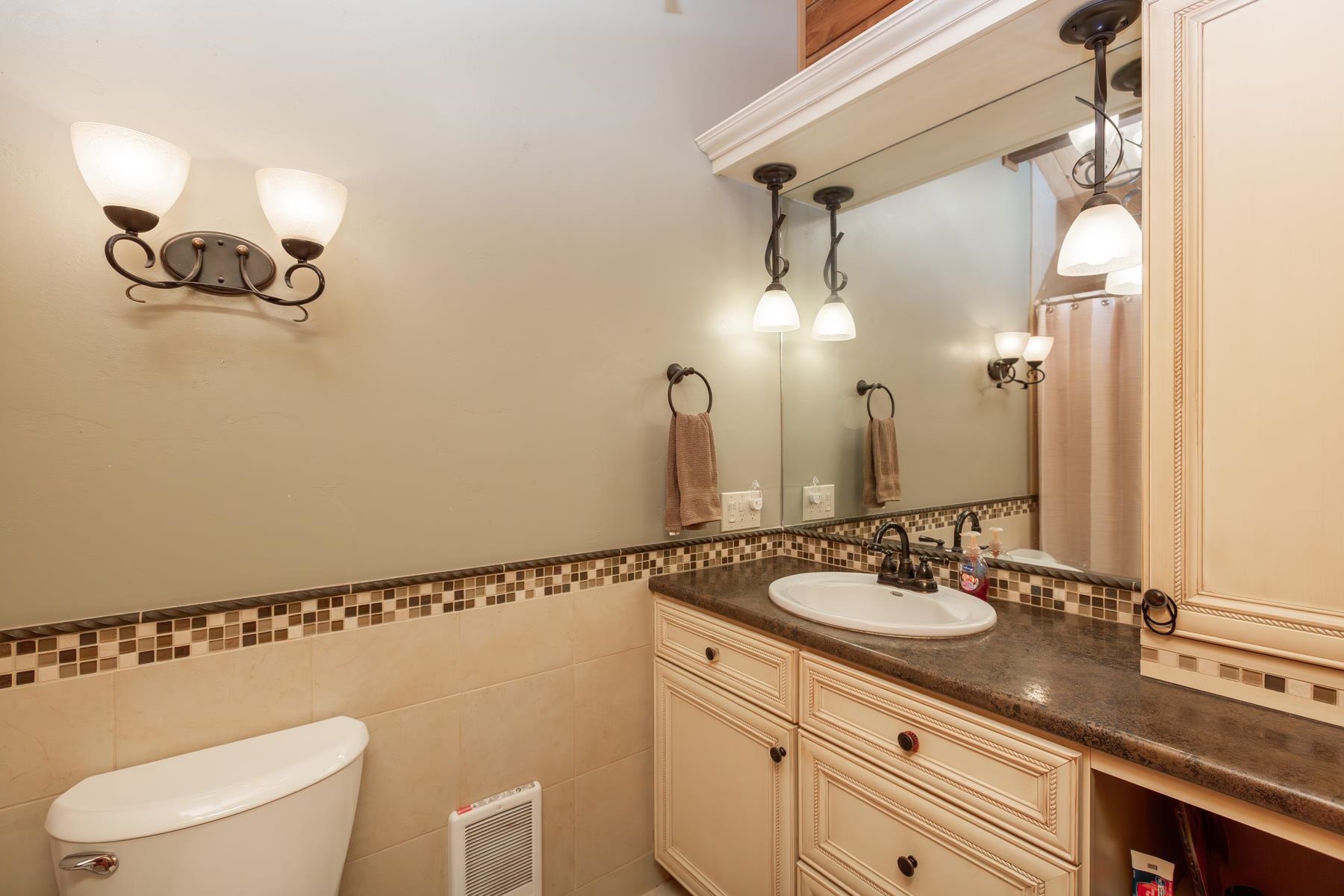 Grand Junction, Colorado, 81505, United States, 5 Bedrooms Bedrooms, ,4 BathroomsBathrooms,Residential,Active,2029718