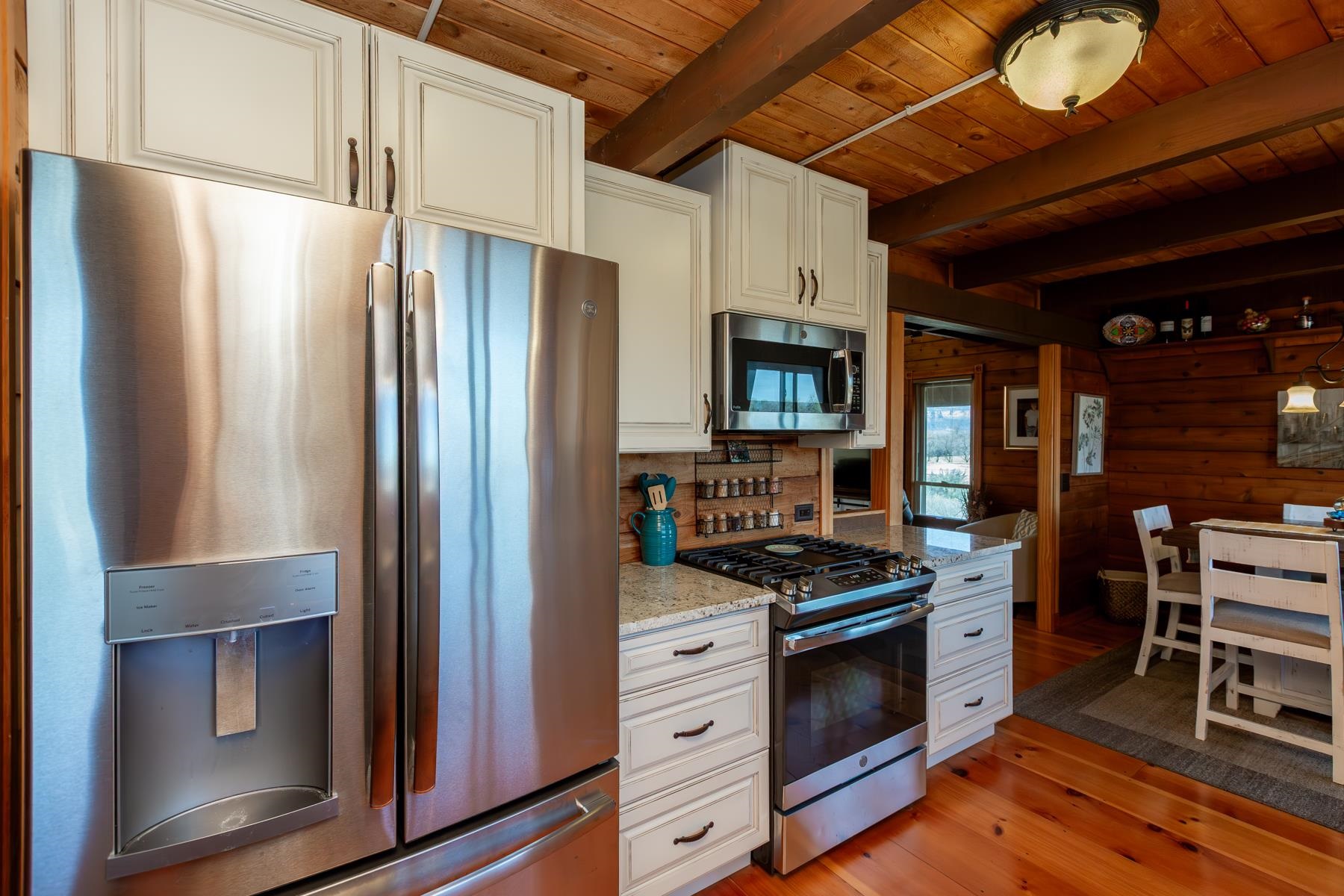 Grand Junction, Colorado, 81505, United States, 5 Bedrooms Bedrooms, ,4 BathroomsBathrooms,Residential,Active,2029718