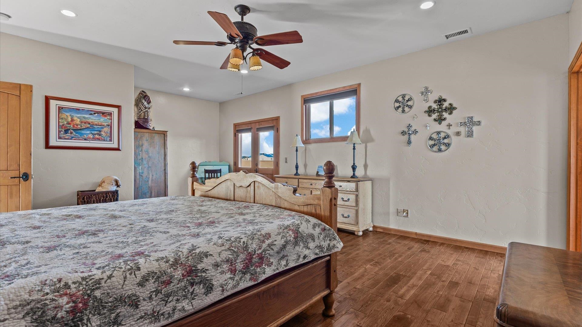 Loma, Colorado, 81524, United States, 4 Bedrooms Bedrooms, ,3 BathroomsBathrooms,Residential,Active,1988465