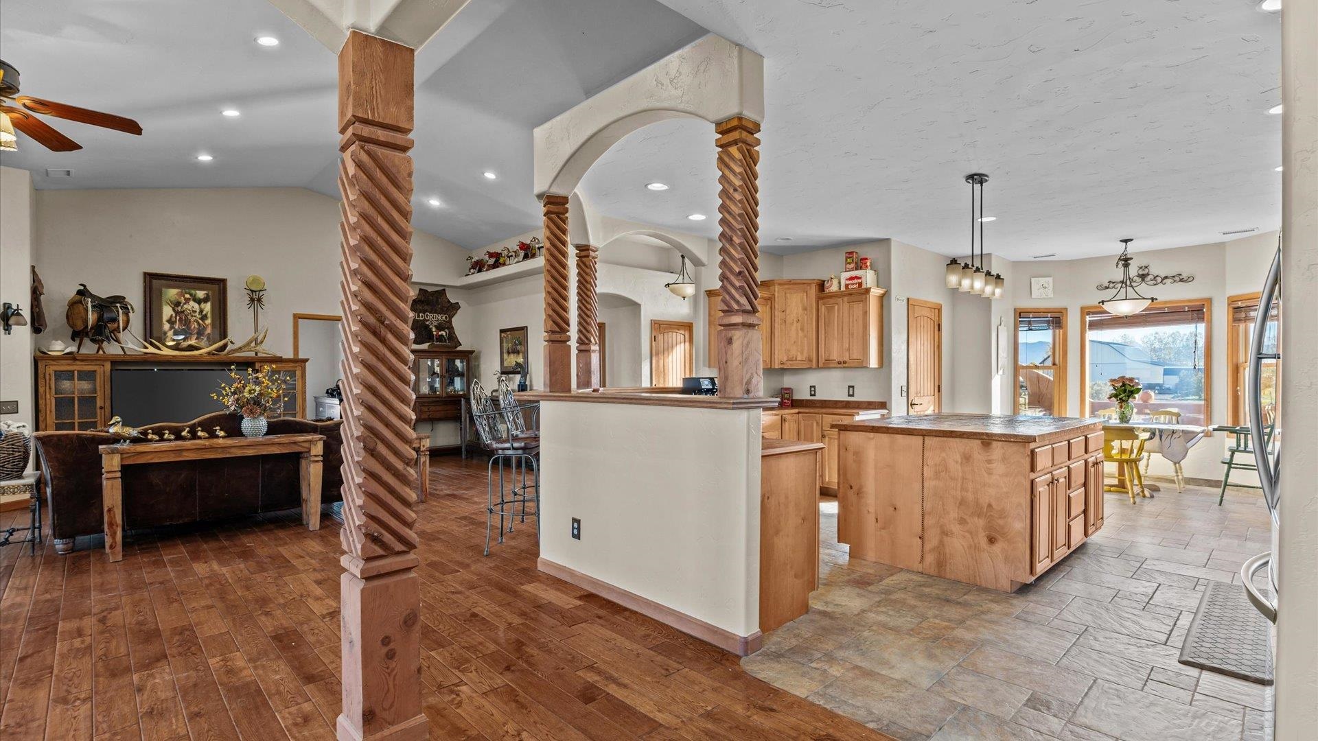 Loma, Colorado, 81524, United States, 4 Bedrooms Bedrooms, ,3 BathroomsBathrooms,Residential,Active,1988465