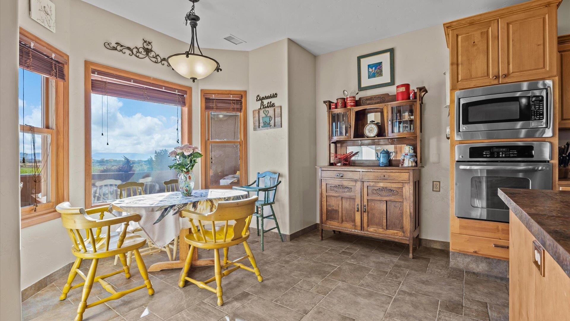 Loma, Colorado, 81524, United States, 4 Bedrooms Bedrooms, ,3 BathroomsBathrooms,Residential,Active,1988465