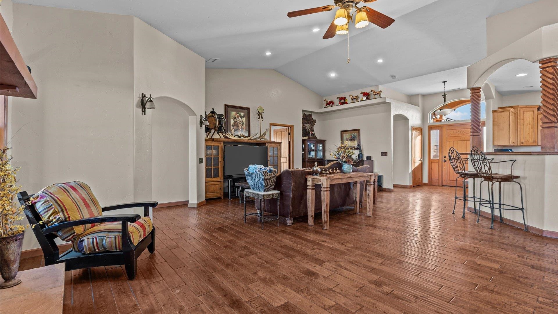Loma, Colorado, 81524, United States, 4 Bedrooms Bedrooms, ,3 BathroomsBathrooms,Residential,Active,1988465