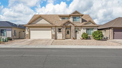 Photo of 2478 Tiptop Avenue, Grand Junction, CO 81505 (MLS # 20261645)