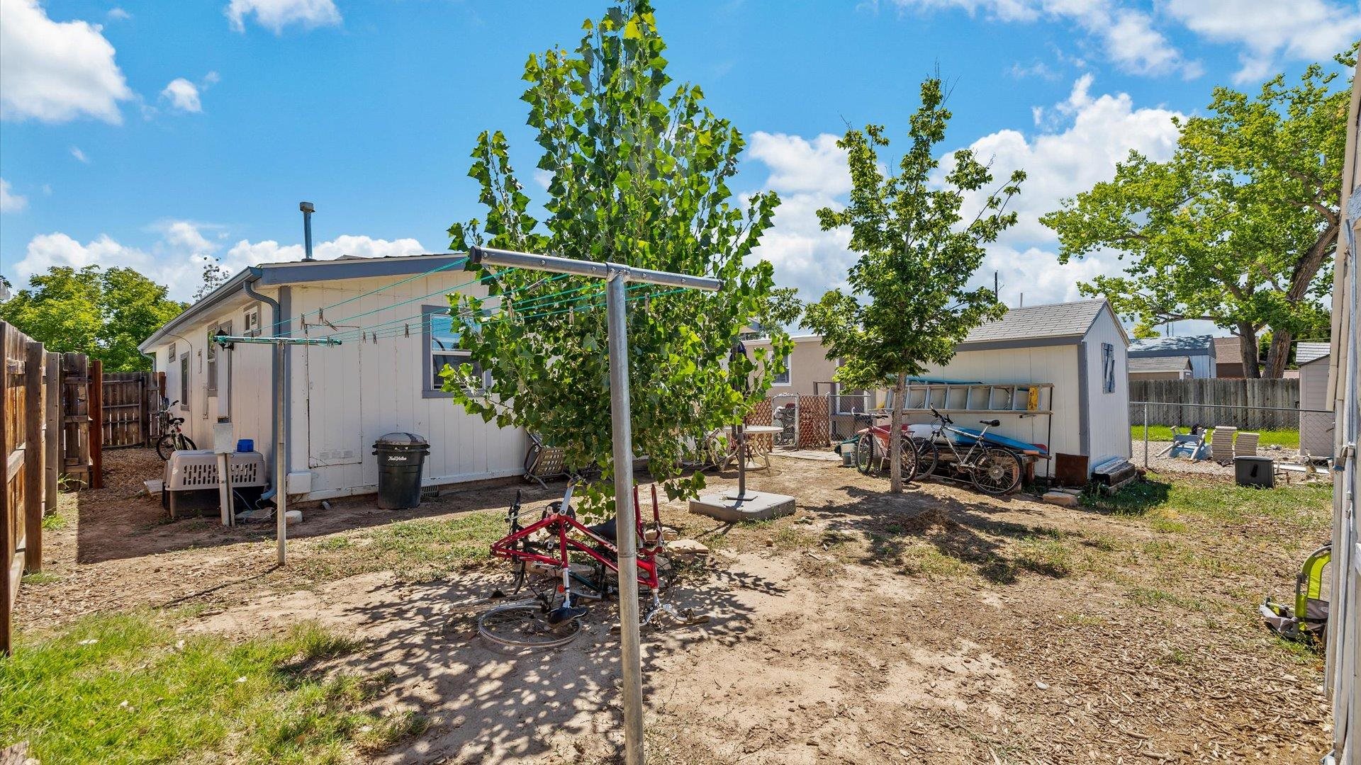 Photo 13 of 16 of 413 Holly Park Drive mobile home