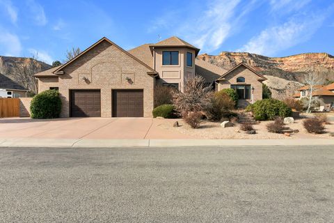 Photo of 387 Cascada Drive, Grand Junction, CO 81507 (MLS # 20261148)