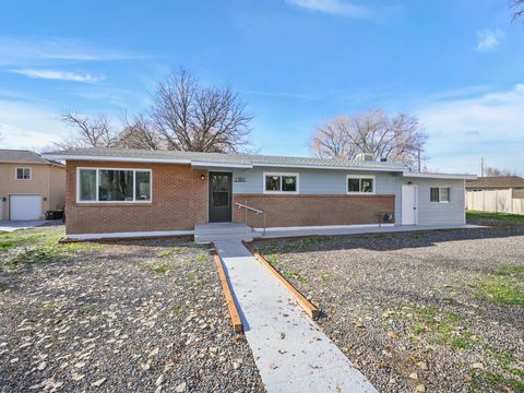 Photo of 2381 S San Miguel Drive, Grand Junction, CO 81507 (MLS # 20255597)