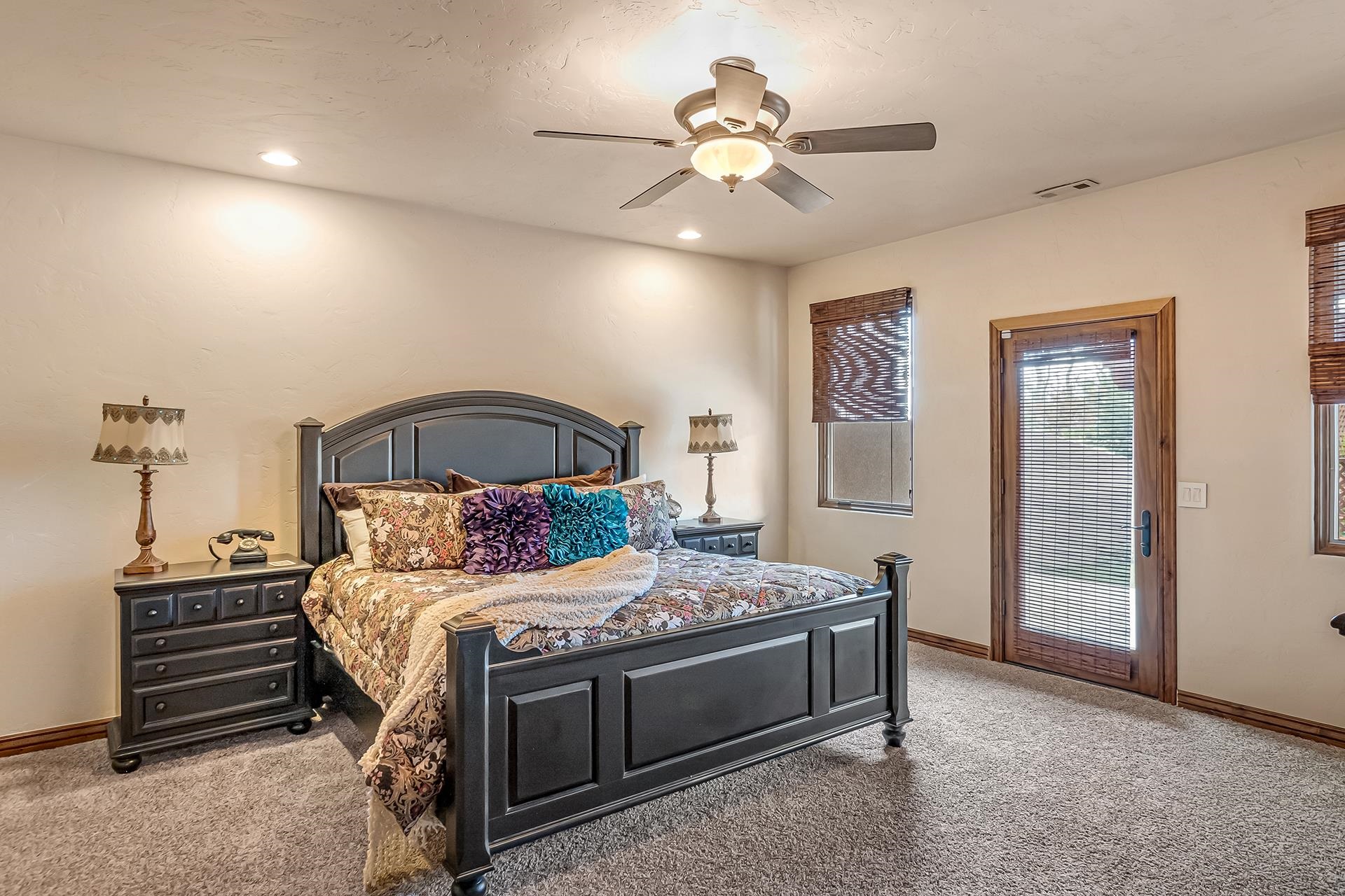 Grand Junction, Colorado, 81507, United States, 4 Bedrooms Bedrooms, ,5 BathroomsBathrooms,Residential,Active,2052043