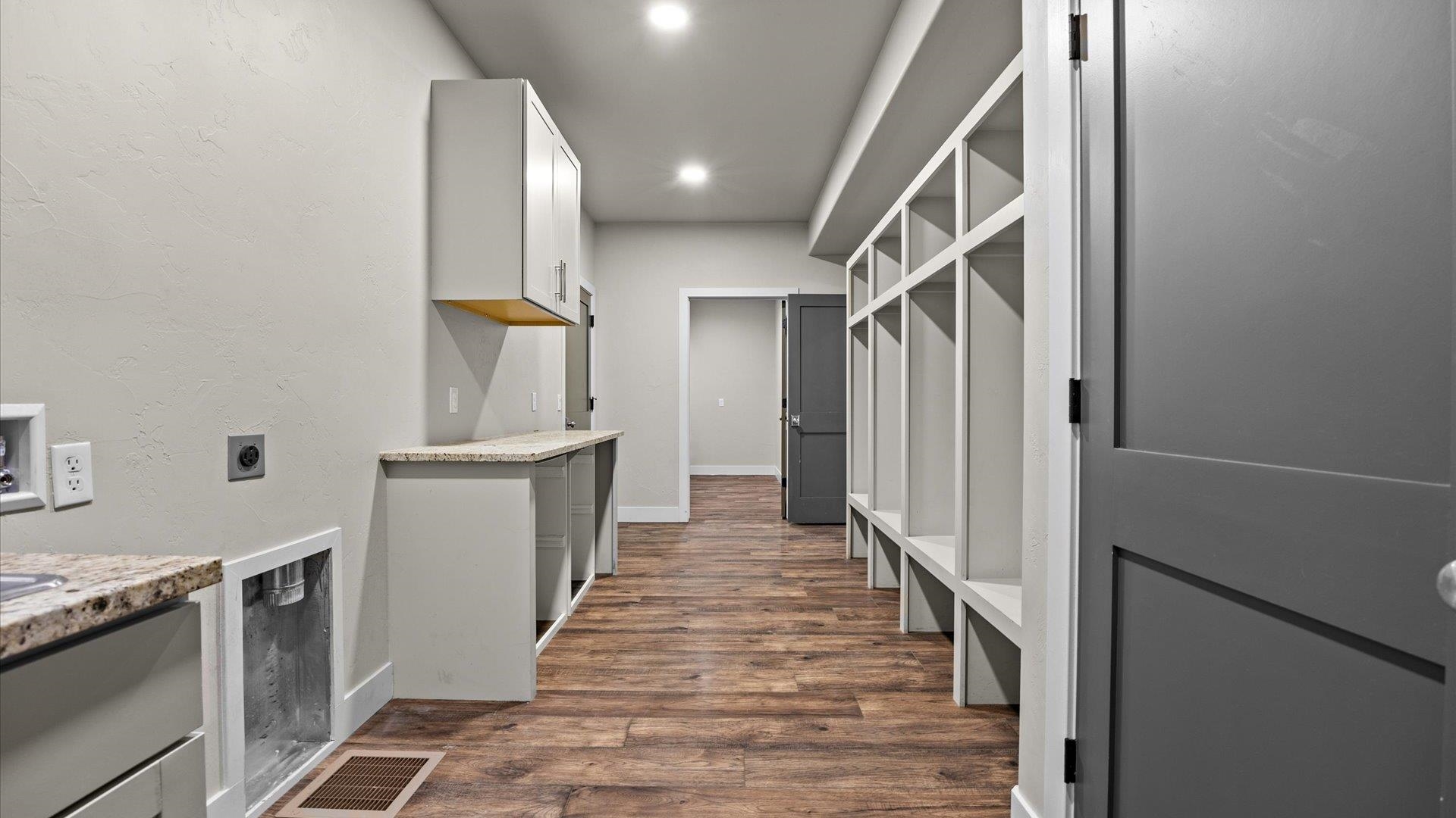 Fruita, Colorado, 81521, United States, 3 Bedrooms Bedrooms, ,3 BathroomsBathrooms,Residential,Active,2052068
